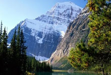 mk体育官网：[CBA]杰曼再送助攻 陈盈骏三分空心入网.